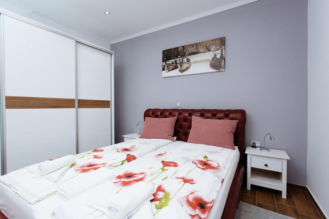 Apartmani Mikic Palić Exteriör bild