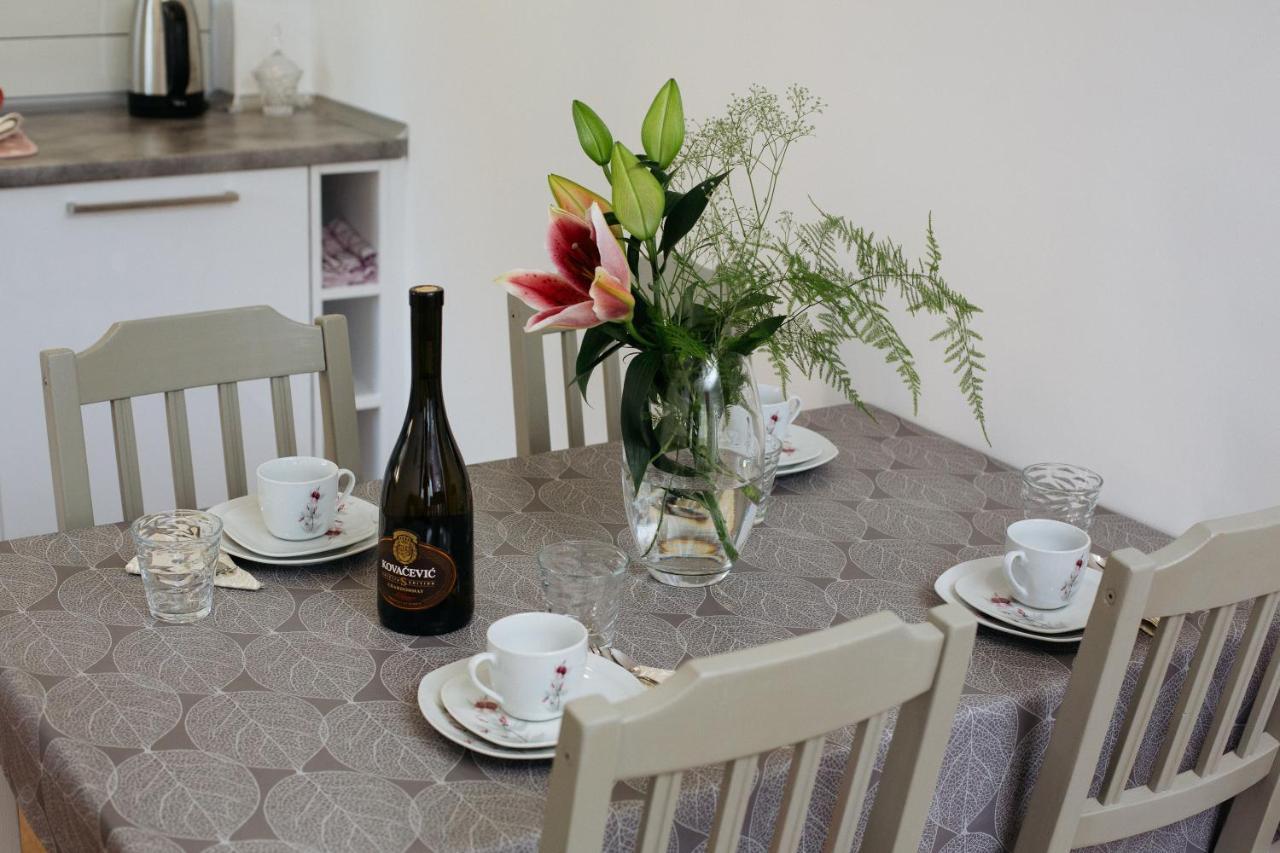 Apartmani Mikic Palić Exteriör bild