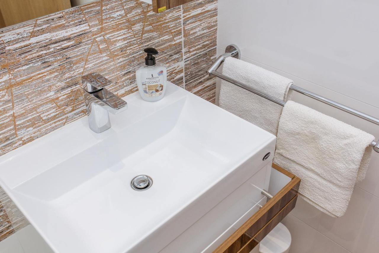 Apartmani Mikic Palić Exteriör bild