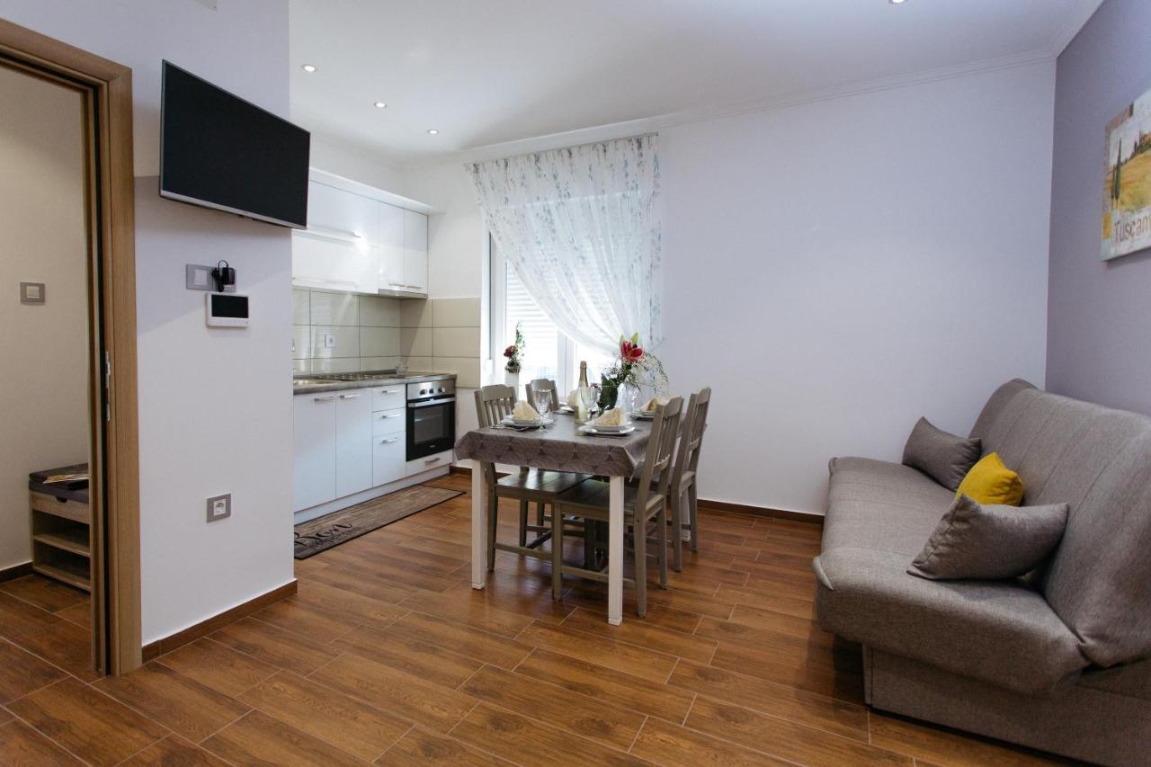 Apartmani Mikic Palić Exteriör bild