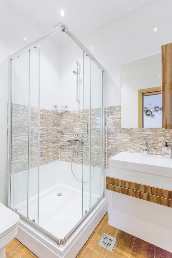 Apartmani Mikic Palić Exteriör bild